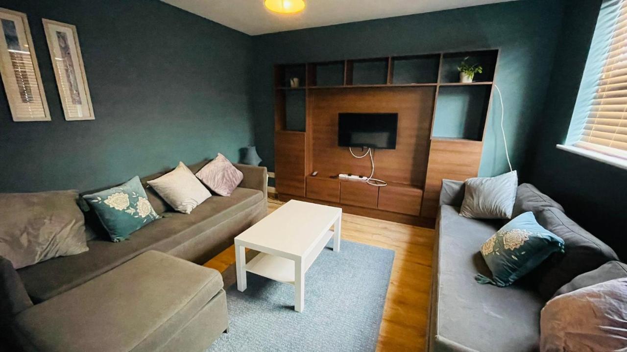 Modern City Centre House Galway Exterior photo